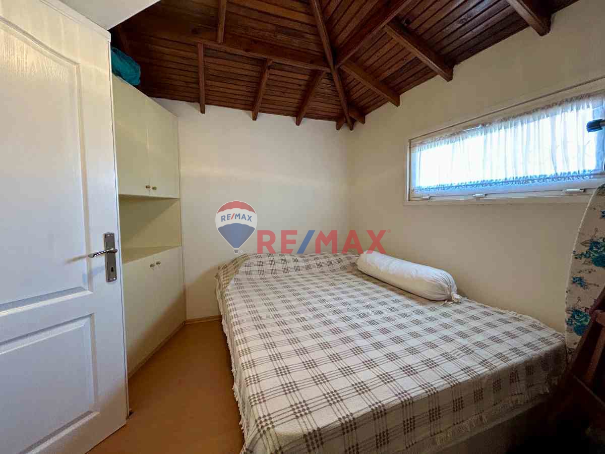 DENİZE SIFIR SİTE ALİNDA SİTESİNDE SATILIK MÜSTAKİL YAZLIK