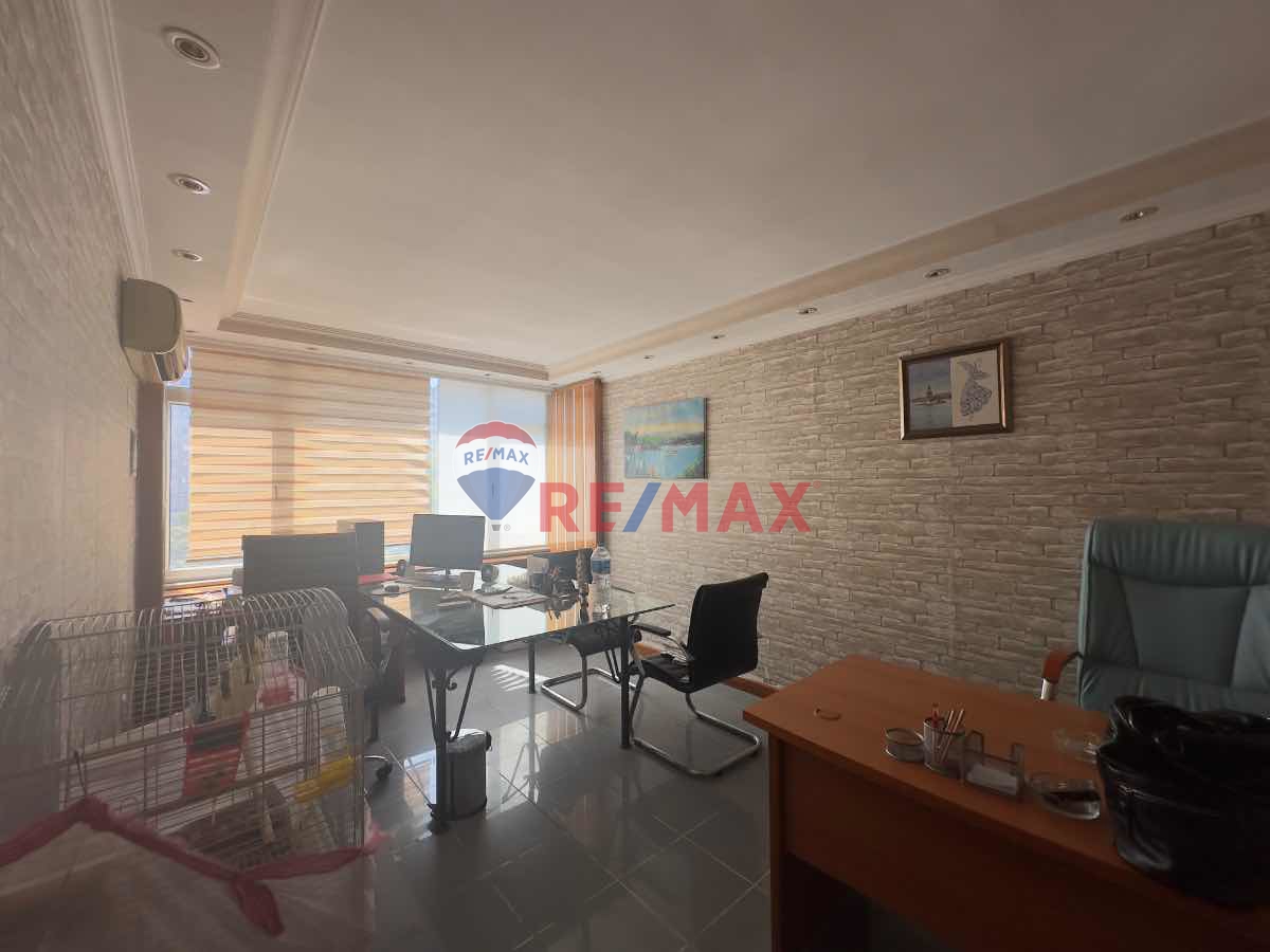 BEYLİKDÜZÜ ATRİUM ÇARŞI SATILIK  BÜYÜK OFİS