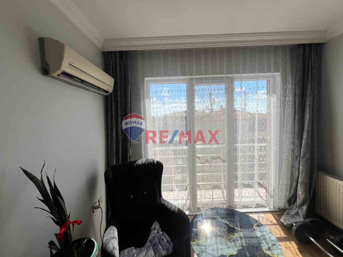 LÜLEBURGAZ SİTELER MAH.'DE ASANSÖRLÜ 5+1 NET 200 M2 SATILIK DUBLEKS DAİRE !