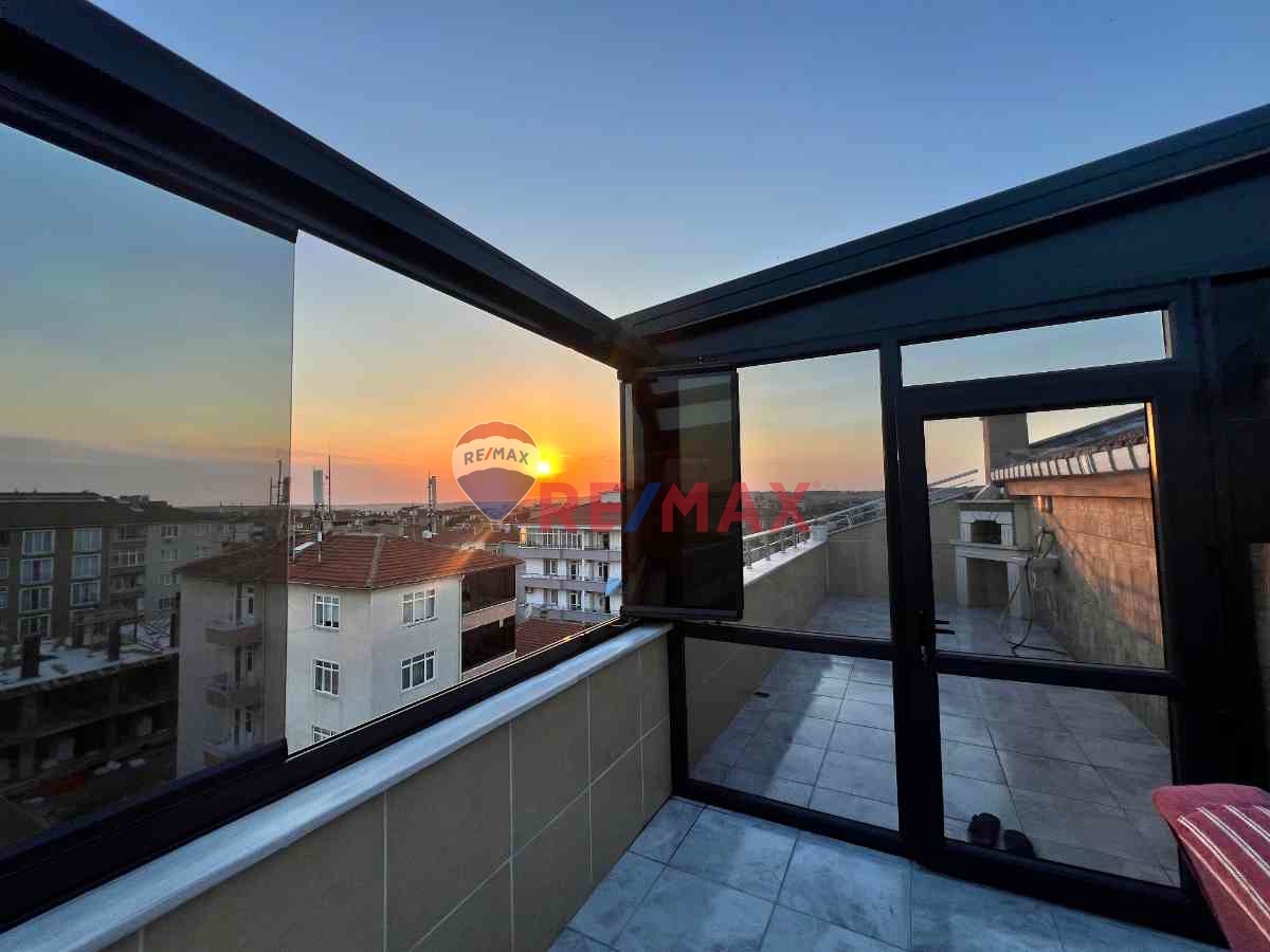 LÜLEBURGAZ SİTELER MAH.'DE ASANSÖRLÜ 5+1 NET 200 M2 SATILIK DUBLEKS DAİRE !