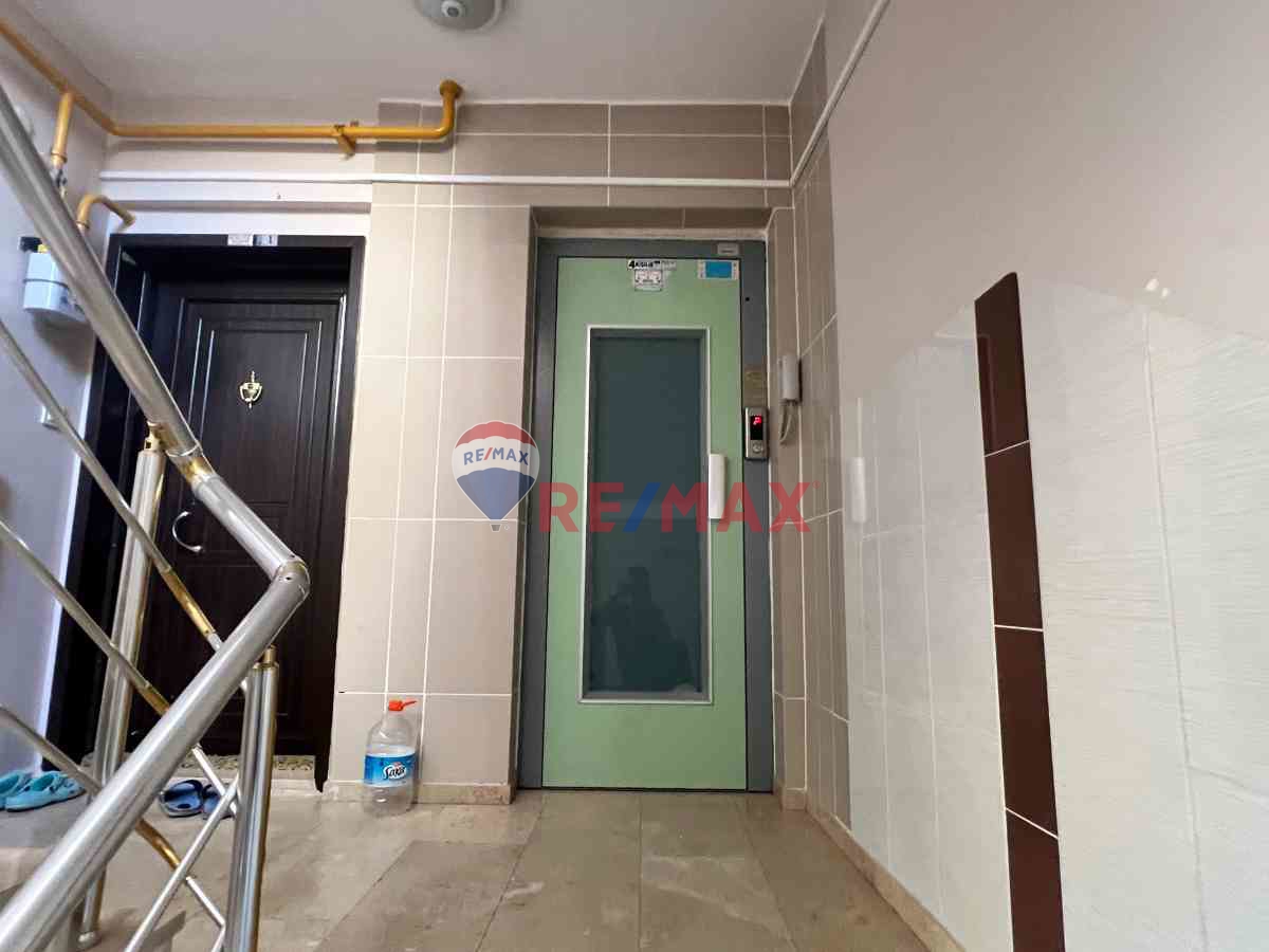 LÜLEBURGAZ SİTELER MAH.'DE ASANSÖRLÜ 5+1 NET 200 M2 SATILIK DUBLEKS DAİRE !