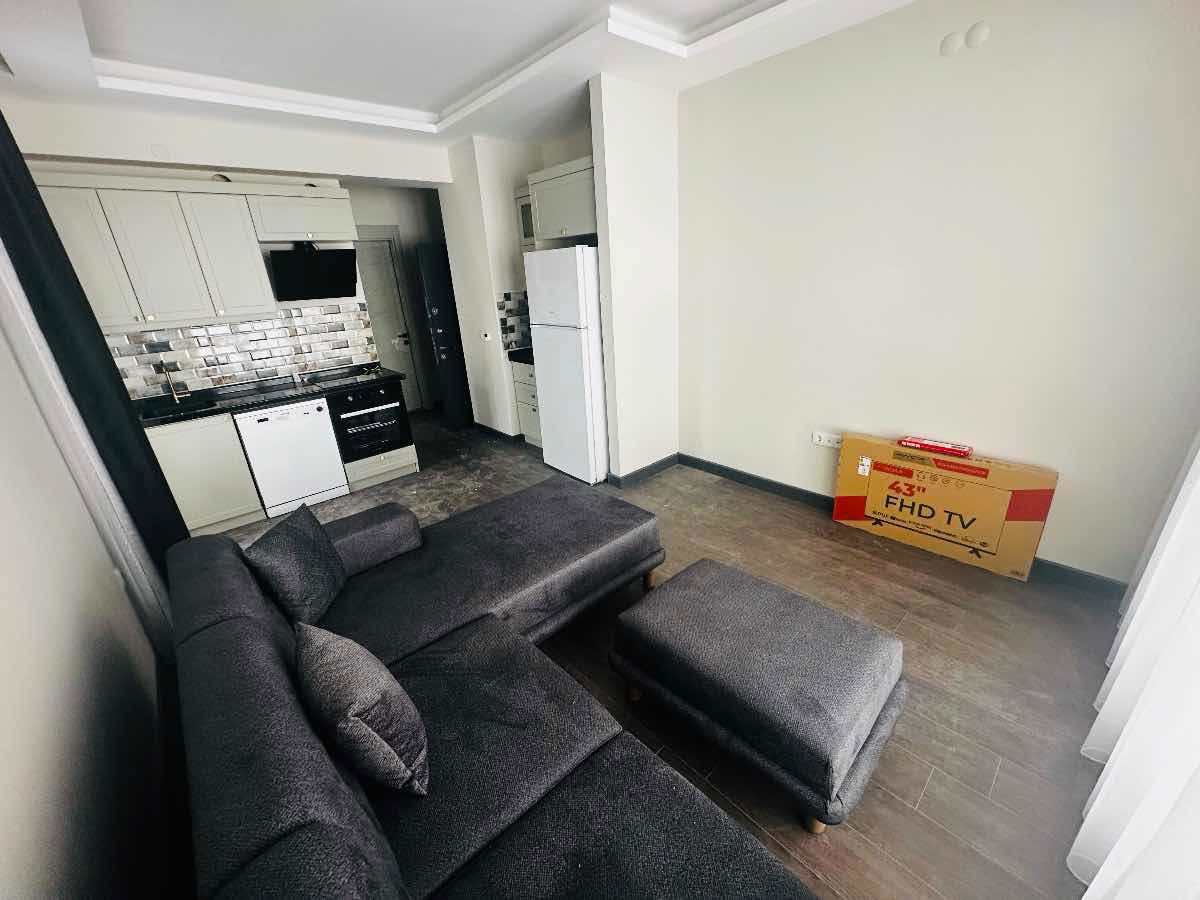 ÇANKAYA SUİTS CADDE ÜZERİ SIFIR BİNADA SIFIR EŞYALI 1+1 DAİRE