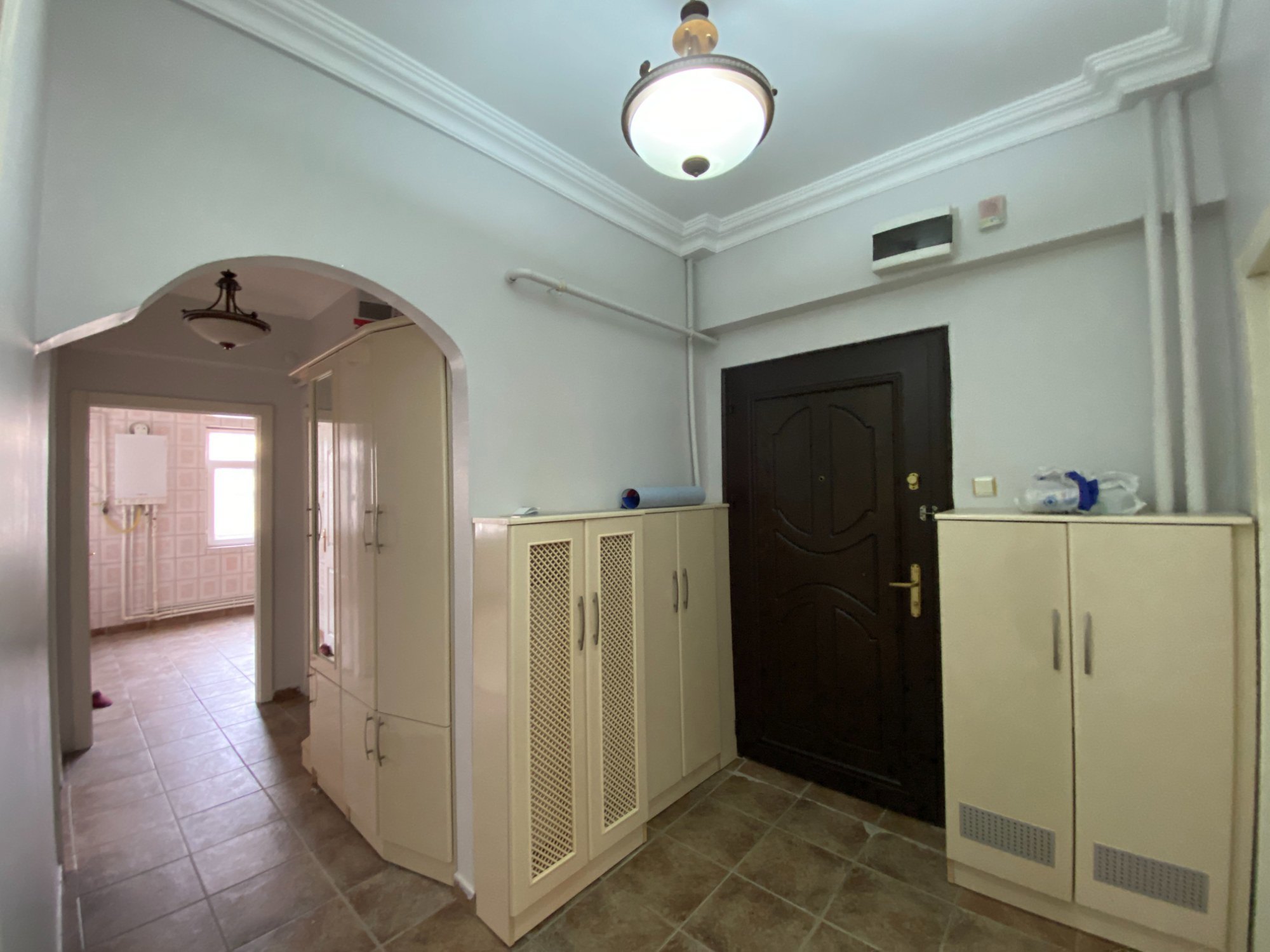 REMAX DOĞU'DAN ÇARŞI MERKEZİNDE 3+1 KİRALIK DAİRE