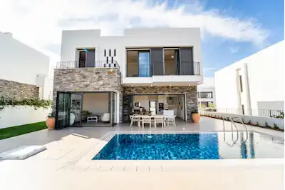 GİRNE MEDİTERRA SİTESİ SATILIK HAVUZLU VILLA
