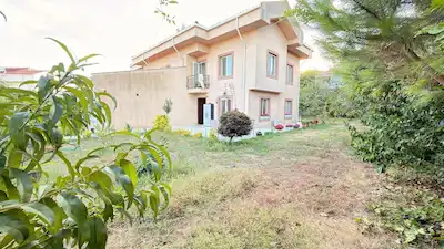 USKUMRUKÖY ARIKÖY SİTESİNDE SATILIK A TİPİ VİLLA