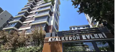 KADIKÖY FENERYOLUNDA SATILIK 3+1 8 YILLIK HİÇ OTURUM OLMAMIŞ DAİRE