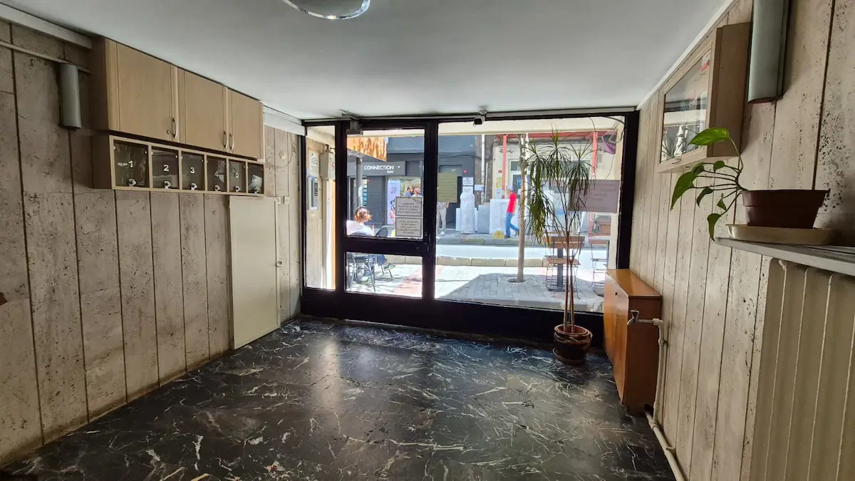 TEŞVİKİYE FIRIN SOKAK'DA SEÇKIN YAŞAMIN MERKEZINDE, 1.KAT NET 130M2 4+1  3