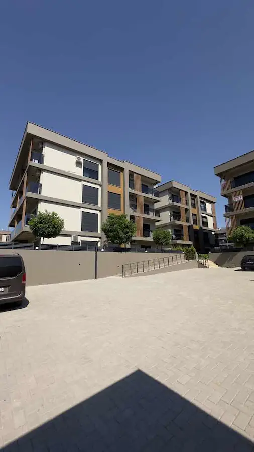 DAVUTLAR FU YAPİ İDEAL
LİFE SİTESİ ARAKAT 1+1 SİFİR DAİRE