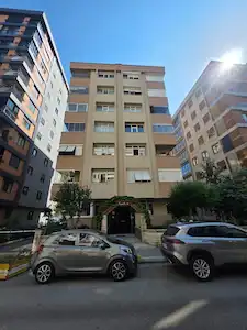 FENERYOLU ATILAY SOKAKTA 3+1 TEMIZ TAŞINMAYA HAZIR KIRALIK DAIRE 