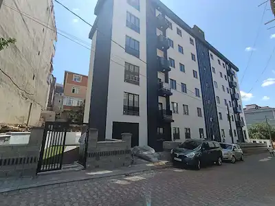 VEYSEL KARANİ’DE AYDOS ORMANI’NA KOMŞU SIFIR 3+1  KIRALIK DAİRE