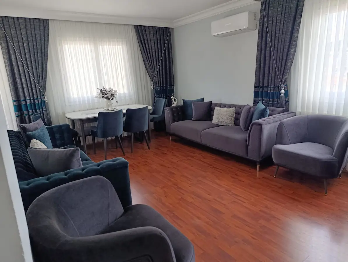 BUCA YILDIZ MAH METRO DURAĞINA YAKIN 125 M² ÇİFT CEPE ASANSÖRLÜ 3+1 SAATILIK DAIRE