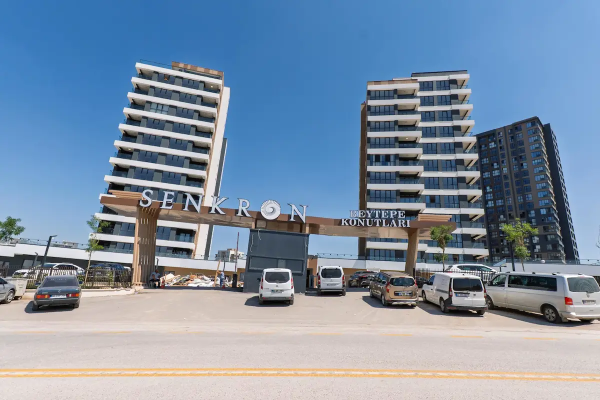 SENKRON BEYTEPE'DE LÜKS, KAPALI MUTFAK 3+1 KİRALIK DAİRE