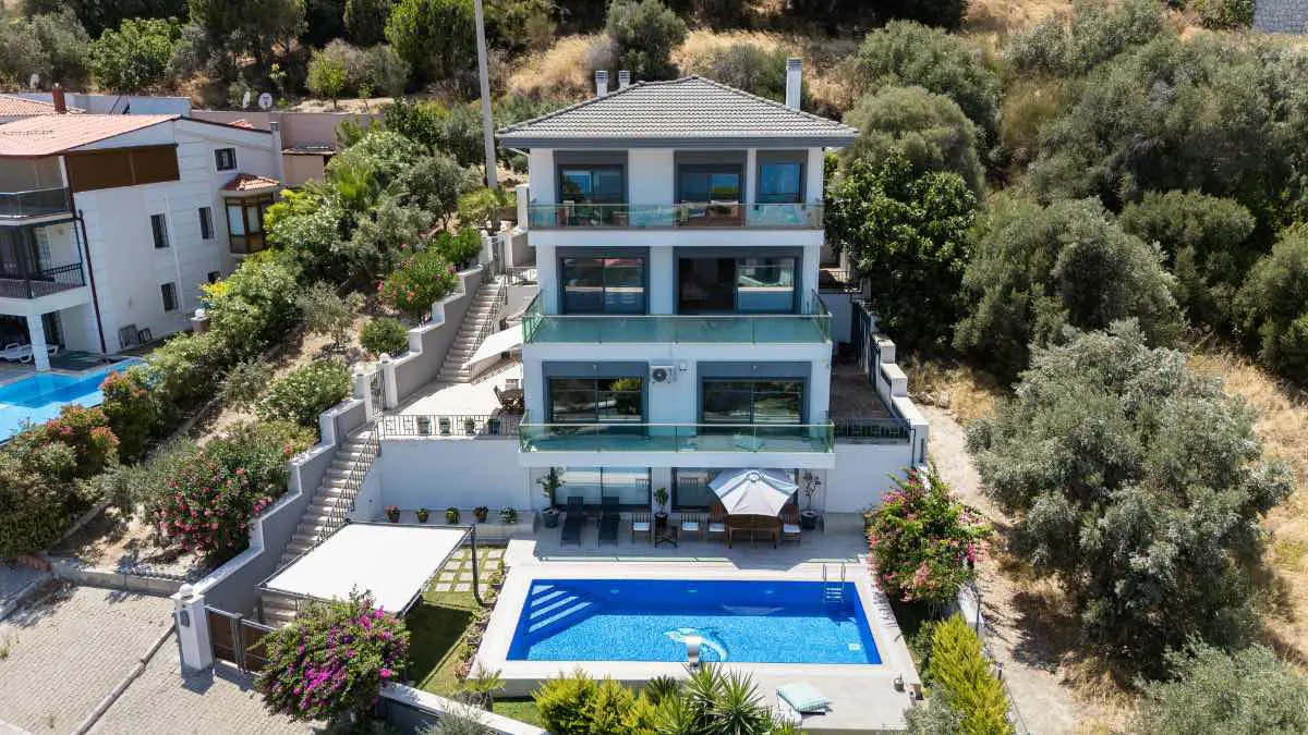 Property image 8