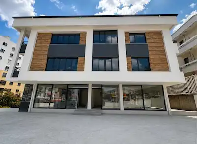 UĞUR MUMCU CAD.İLE KOZA CAD.KÖŞESİNDE SIFIR 4+1 SATILIK OFİS