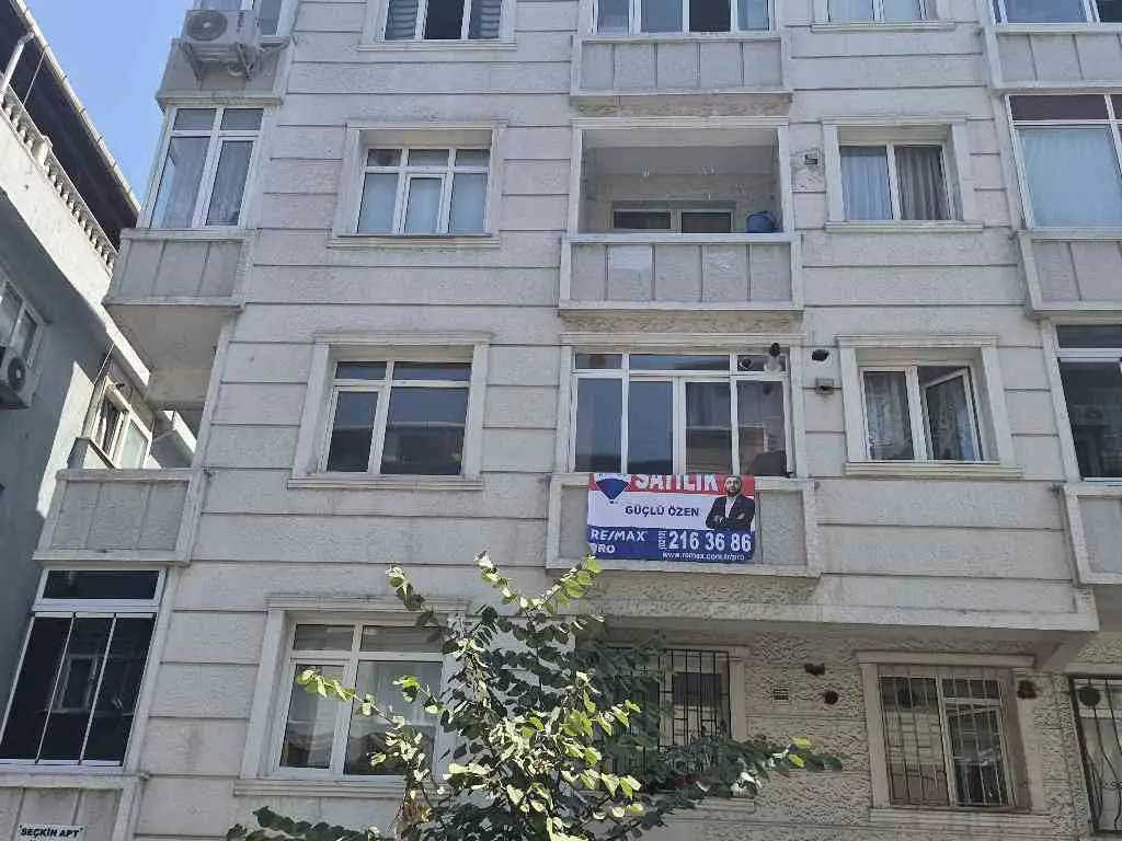 REMAX PRO GÜÇLÜ ÖZEN'DEN- GAZİOSMANPAŞA'DA 2+1 SATILIK DAİRE