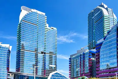 MASLAK 1453'DE TERAS EVLER ÖZEL BAHÇELİ SATILIK 81 M'2 1+1 DAİRE