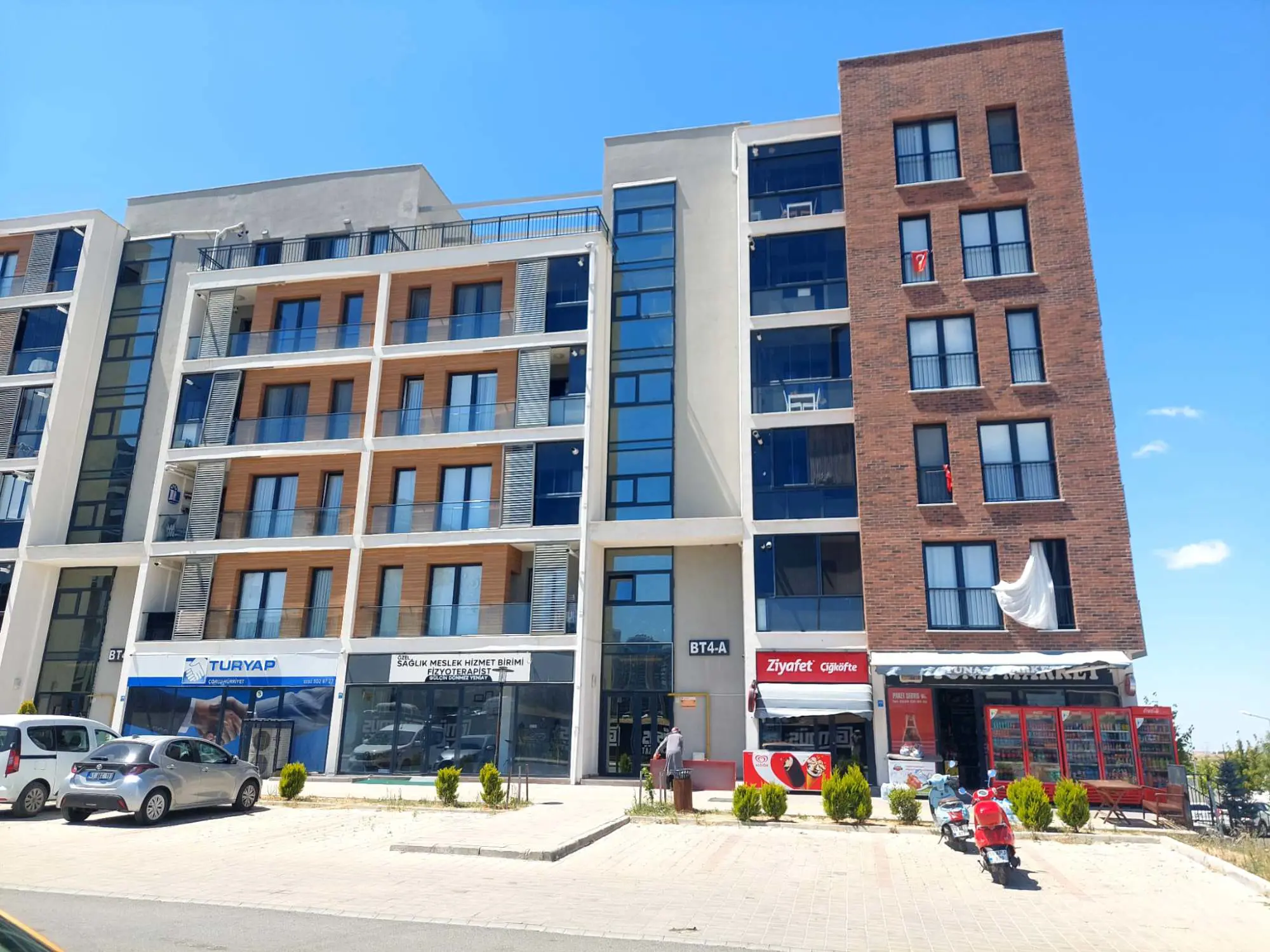 Property image 3