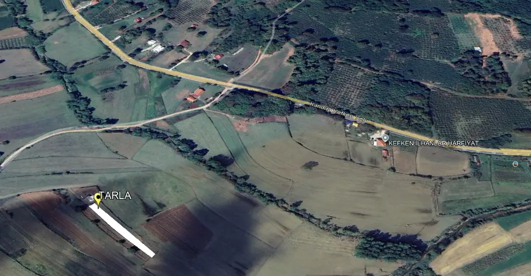 KANDIRA KURTYERI'NDE 861 M² MÜSTAKIL TAPULU TARLA