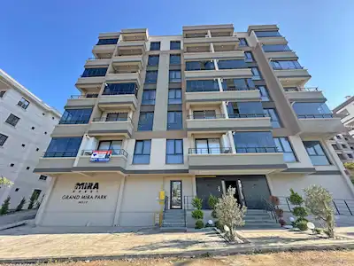 HÜSEYIN BOYLU'DAN KÖRFEZ GRAND MIRA PARK'TA SIFIR EŞYALI 1+1