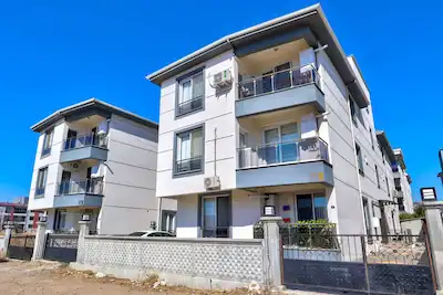 BERGAMA YIĞMA TEPE MEVKİİNDE SATILIK FIRSAT DAİRE