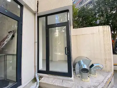 KADIKÖY KIZILTOPRAK İSTASYON CADDESI’NDE KIRALIK DÜKKAN