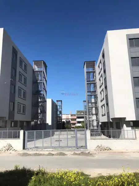 SULTANGAZİ'DE TEME YAKIN 2000m KOMPLE BİNA İMALATHANE DEPO