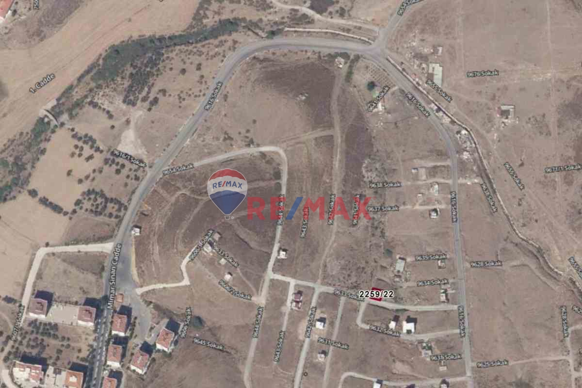 ÇIĞLI HARMANDALI'NDA SATILIK ARSA NİTELİKLİ PARSEL