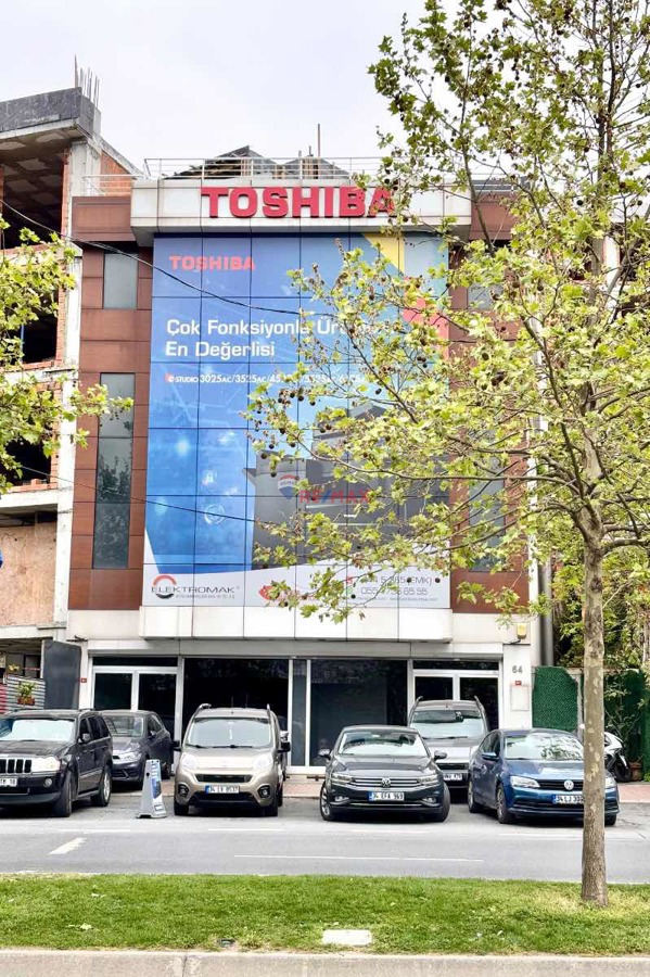 SÜTLÜCE, CADDE ÜZERİ, 2014 YAPIMI BİNADA, 370M2, MAĞAZA + 1.KAT