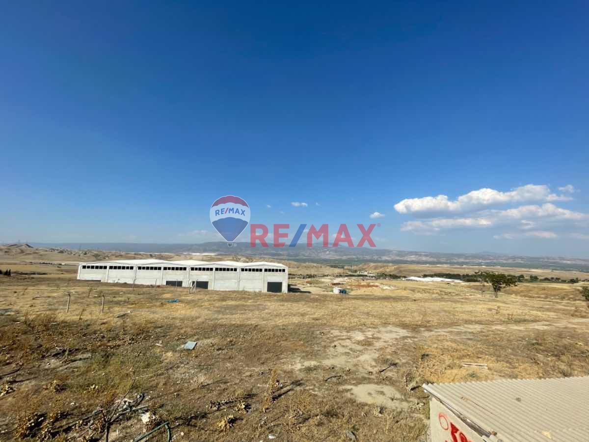 REMAX MODEL DENİZLİ'DEN BOZBURUN'DA 3488M² SATILIK SANAYİ ARSASI