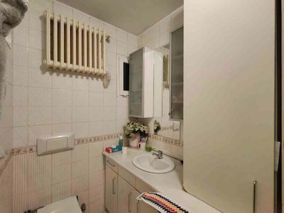 IHLAMUR KASRINA KOMŞU 2+1 EŞYALI KİRALIK DAİRE