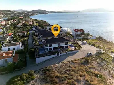 PAŞALİMANI EŞSİZ DENİZ MANZARALI 5+1 ULTRA LÜKS HAVUZLU VİLLA