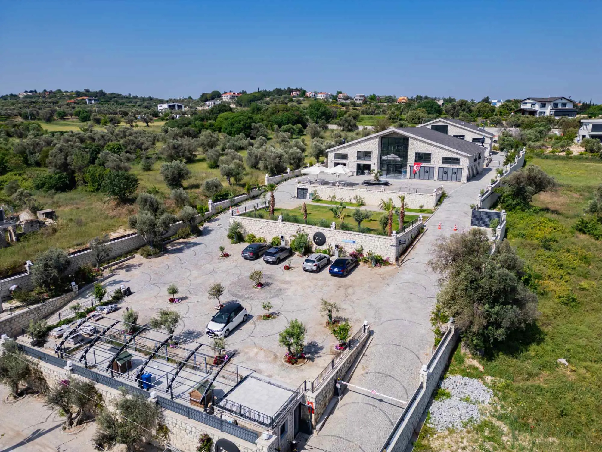Property image 8