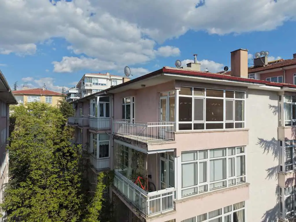 ANKARA, ŞAİR NEDİM 3+1 AÇIK OTOPARKLI DAİRE