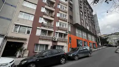 MECİDİYEKÖY’DE DEĞERLİ KONUMDA SATILIK KULLANIŞLI DAİRE