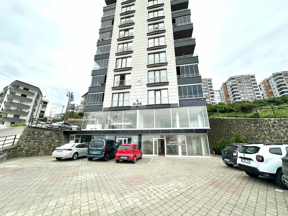 KAŞÜSTÜ'NDE KİRALIK 210 M² 2 KATLI DÜKKAN-DEPO