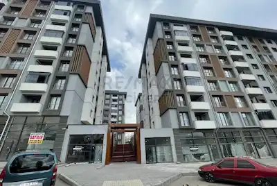 RE/MAX LACIVERT'TEN MGS KENT'TE SATILIK 3+1 DAIRE