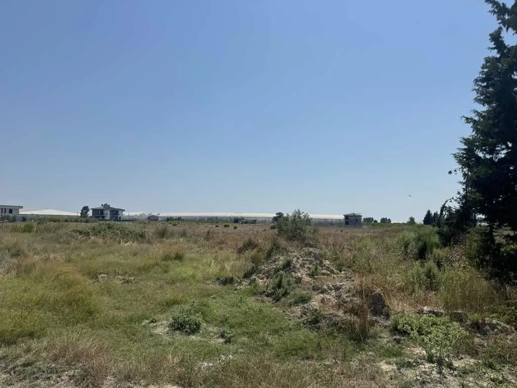 TAŞAĞILDA 447 M2 KÖŞEBAŞI SATILIK ARSA