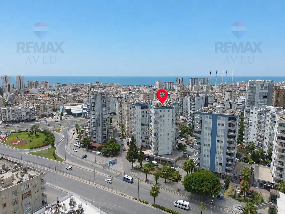 REMAX AVLU'DAN CUMHURİYET MAH.'DE SATILIK 4+1 DAİRE 