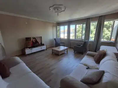 RE/MAX PRO KADIR'DEN | MERKEZI KONUMDA YÜKSEK POTANSIYELLI 3+1