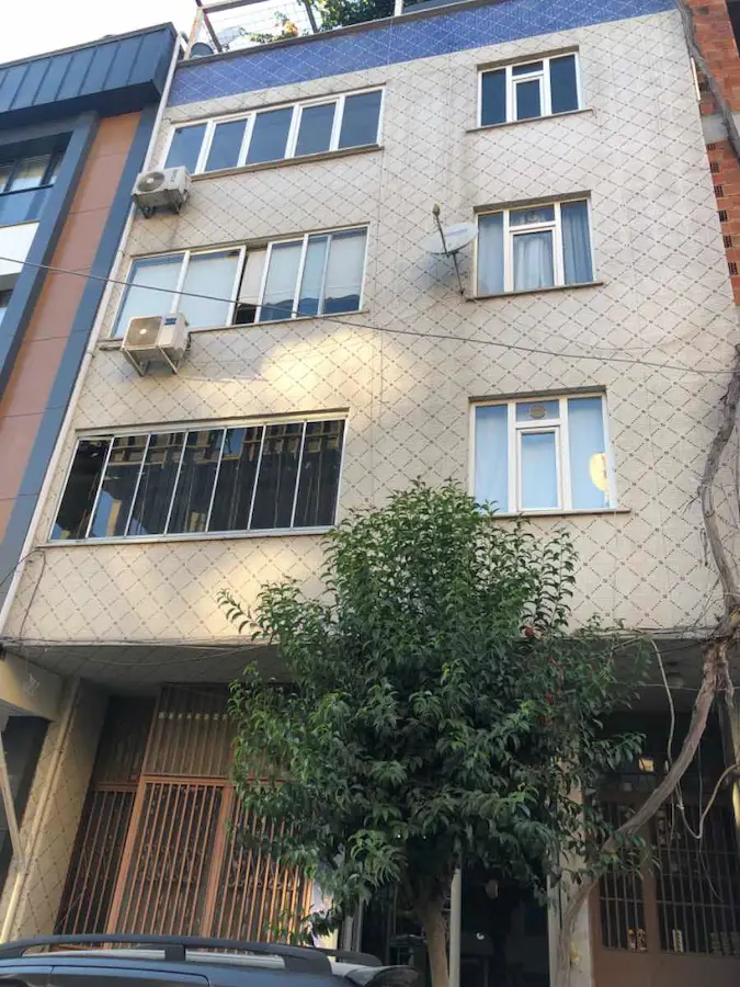 CEVATPAŞA’DA GÜNEY CEPHELİ 250 M² BRÜT 5+1 KİRALIK DAİRE | 2 BANYO, 3 WC, BALKON