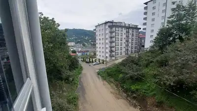 GİRESUN MERKEZ AKSU’DA 2023 YAPIMI 3+1 | 135 M² NET | ÇİFT BANYO & BALKON