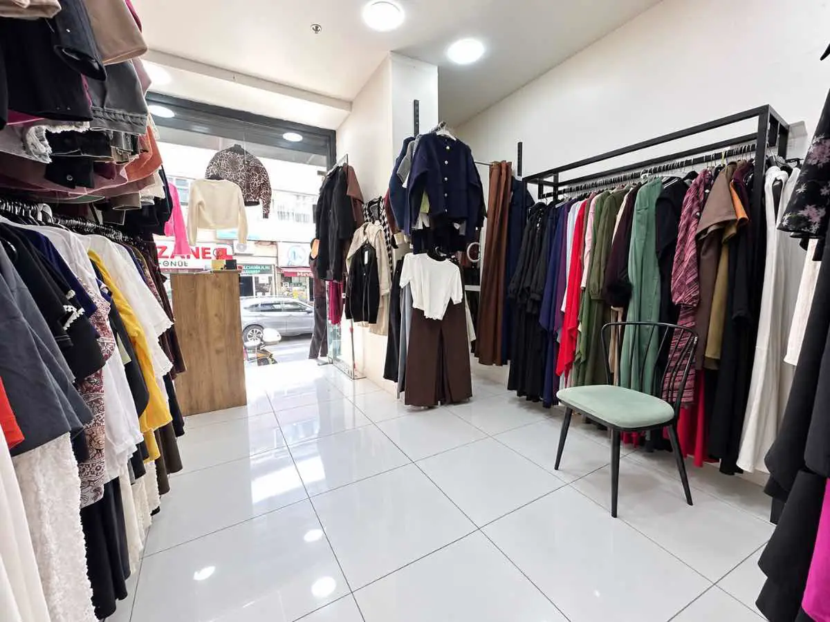 KAĞITHANE HAMİDİYE İSTOVA REZİDANS, KİRACILI, KAT MÜLKİYETLİ SATILIK DÜKKAN |