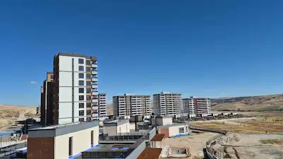 ESKIŞEHIRYOLU ÜZERINDE GÜVENLIKLI SITEDE KIRALIK SIFIR 2+1 DAIRE