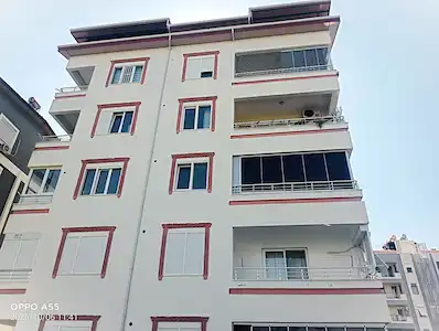 PAZARCI’DA OKULLARA VE DENİZE YÜRÜME MESAFESİNDE 2+1