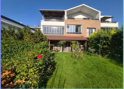 REMAX ADVANTAGE DEN SATILIK 3+1 NILÜFER/DEMIRCI DE BAHÇE KULLANIMLI DAİRE
