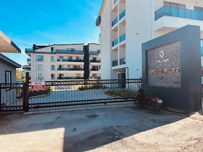 KOCAELI BAŞISKELE SATILIK ARAKAT SIFIR DAIRE SITE İÇINDE