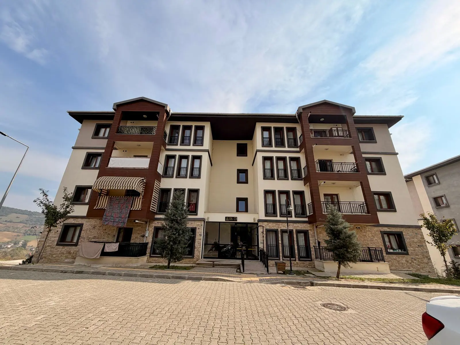İZMİT SEPETÇİ TOKİ KONUTLARINDA GÖL MANZARALI 2+1 KİRALIK DAİRE