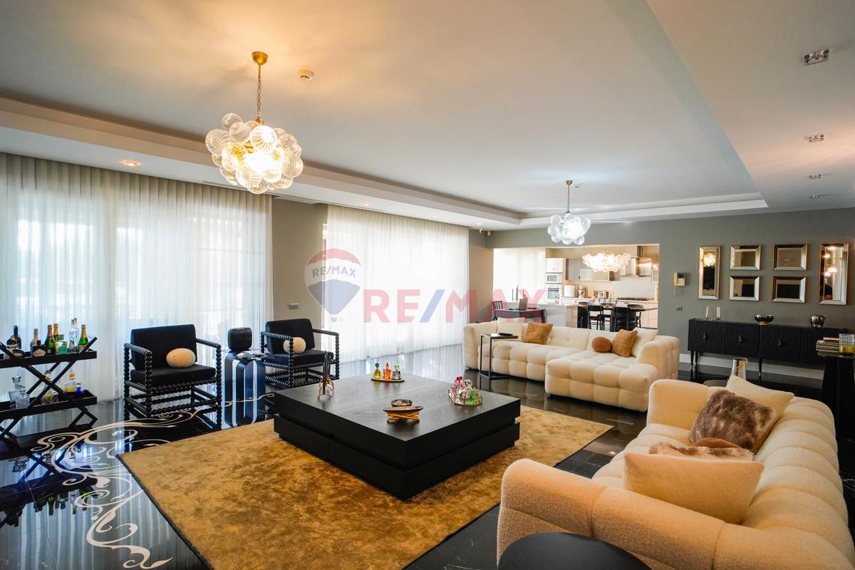 FOR SALE | ULTRA-LUXURY MANSION WITH PRIVATE POOL IN BÜYÜKÇEKMECE PELIKAN HILL