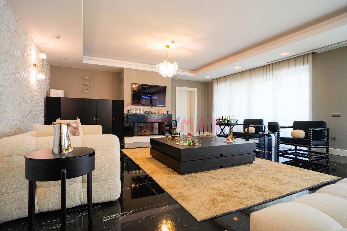 FOR SALE | ULTRA-LUXURY MANSION WITH PRIVATE POOL IN BÜYÜKÇEKMECE PELIKAN HILL