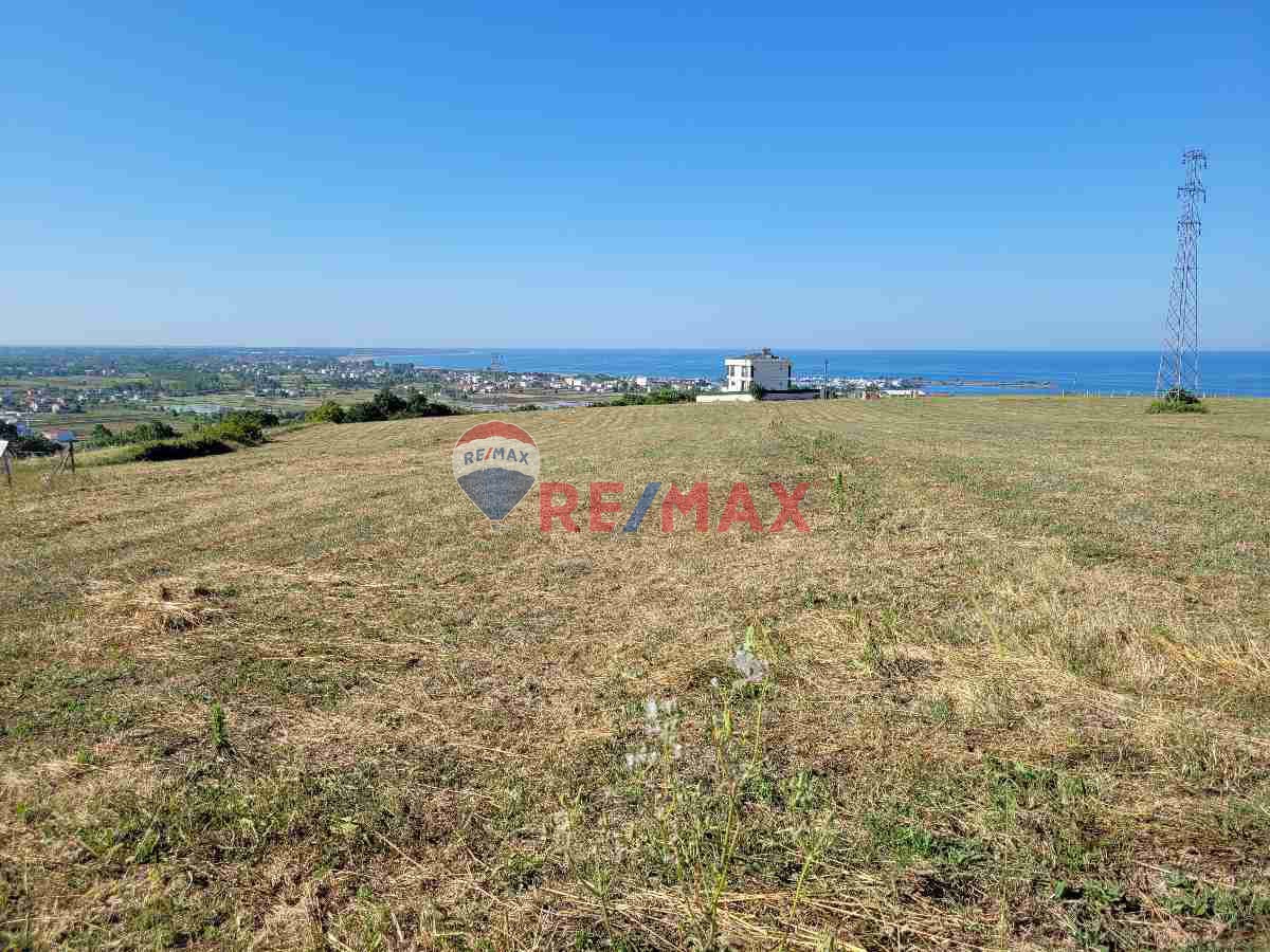 REMAXSEVCAN GÜRLEVİKTEN TAŞKELİKTE DENİZ MANZARALI SATILIK VİLLA ARSASI